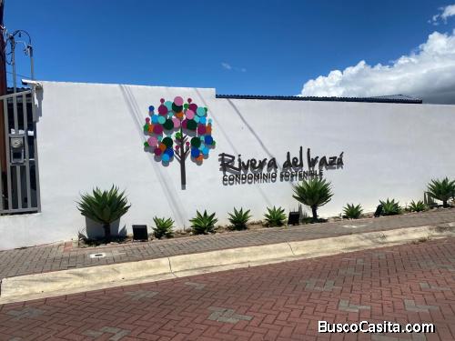 GRAN OPORTUNIDAD - SE VENDE - Lote plano en Condominio Rivera del Irazú, Cartago.