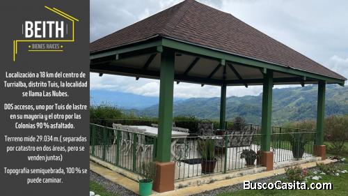TERRENO CON DOS CASAS EN TURRIALBA