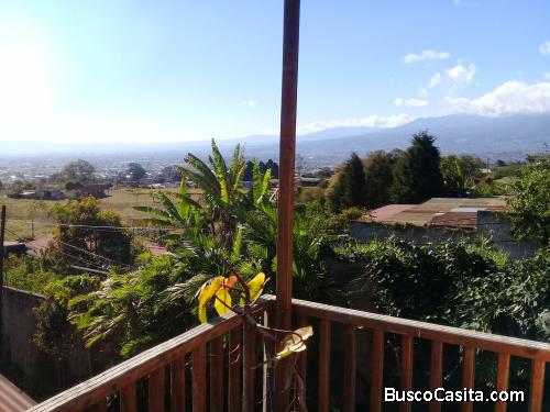 Linda casa de dos pisos en EL CArmen de Guadalupe con preciosa vista