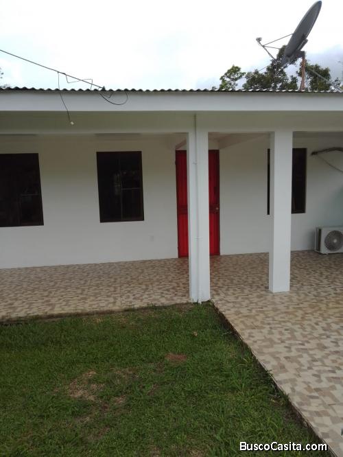 SE VENDE CASA 