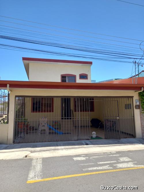Casa de 3 dormitorios en Heredia, Mercedes