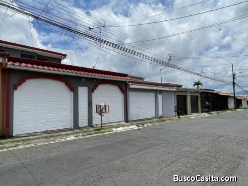 Casas en Venta en Moravia Residencial San Claret