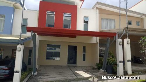 Hermosa casa, Condominio Barlovento