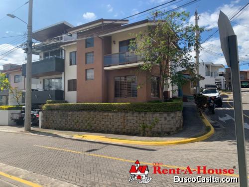 *Oportunidad* Casa en exclusivo Condominio Terrafé, Heredia 