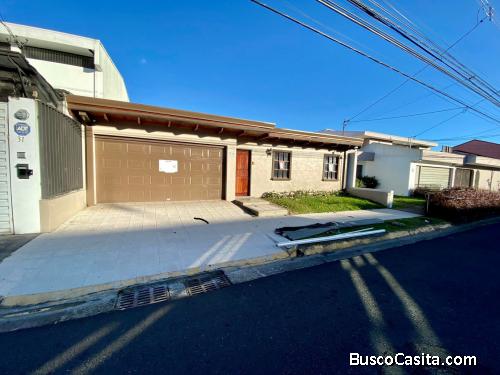 *Oportunidad* Casa, Freses de Curridabat