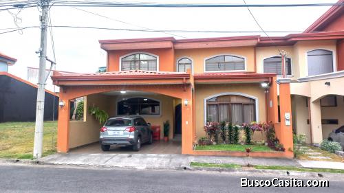 Venta de Casa en Goicoechea JJS 23-2771