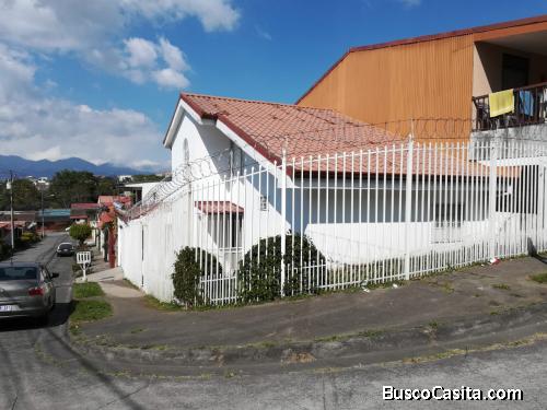 VENTA DE CASA EN MATA DE PLATANO, GUADALUPE 
