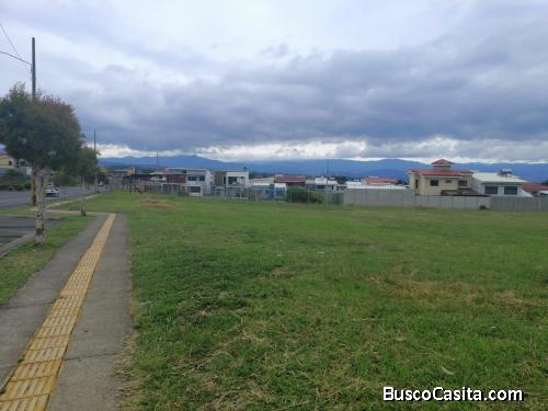 Venta de Lote de 1095 m2 en San Isidro de Heredia