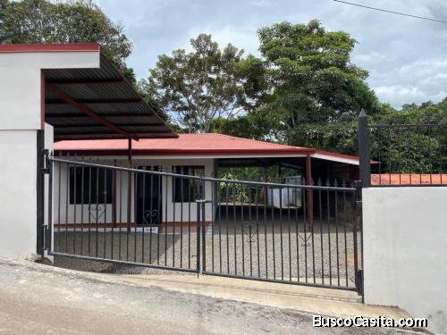 SE ALQUILA BELLA CASA EN BARRIO JESÚS DE ATENAS, ALAJUELA.