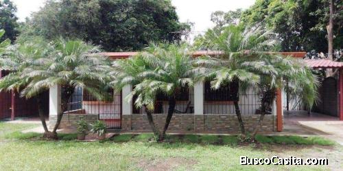 SE VENDE GRANDE PROPIEDAD CON BELLA CASA EN SARDINAL, GUANACASTE.