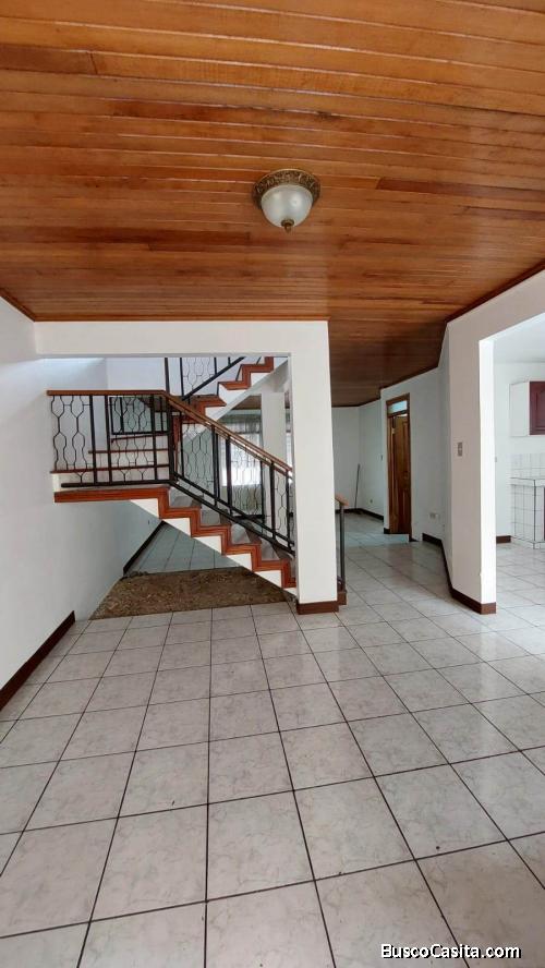 SE VENDE   CASA  EN SAN  ANTONIO  DE  CORONADO.. GANGA