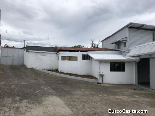 Se Vende Propiedad Ideal Para Taller Lavacar Guadalupe