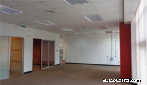 Oficina En Alquiler De 243 M² En Oficentro En Escazú