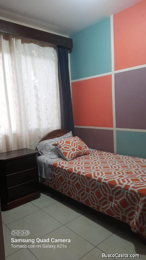 Habitaciòn para Dama Estudiante yo Trabajadora a menos de 5min. de Oxigeno