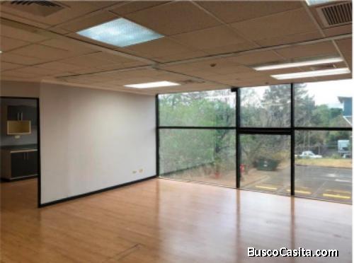 Oficina En Alquiler De 96 M² En Oficentro En Escazú