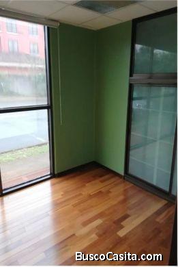 Oficina En Alquiler De 49 M² En Oficentro En Escazú