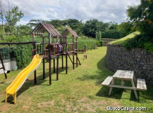 Casa En Venta En Condominio En Heredia