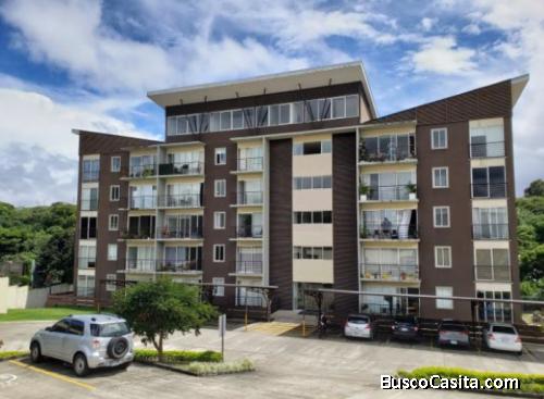 Apartamento En Venta En Condominio En Heredia
