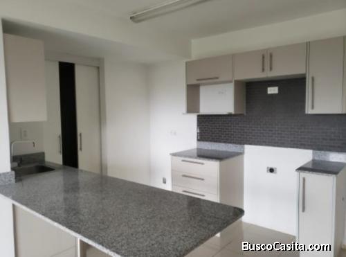 Hermoso Apartamento En Venta En Condominio En Heredia C