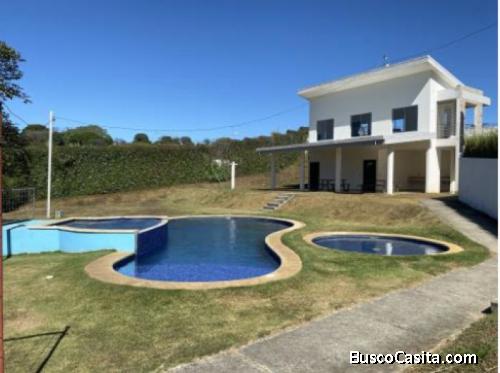 Casa En Venta En Condominio En Alajuela Costa Rica