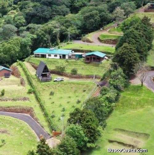En Venta Quinta Ccasa Y Cabañas Faldas Del Volcán Poas