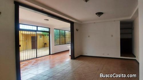 En Venta Casa Con Apartamento En Desamparados Alajuela