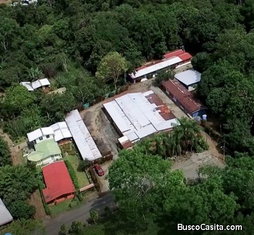 Terreno Con Hotel En Perez Zeledón Cerca Quebrada Honda