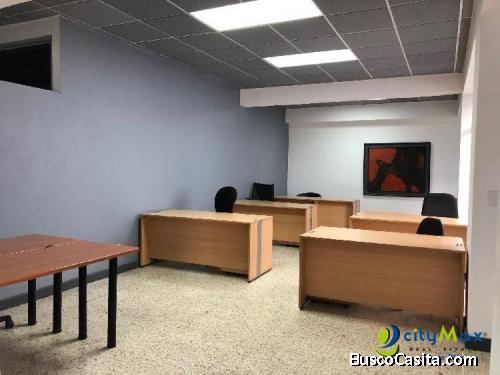 En Alquile Oficina Cerca Del Centro Comercial El Pueblo