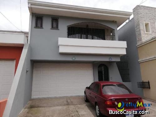 Casa En Venta Trejos Montealegre, 