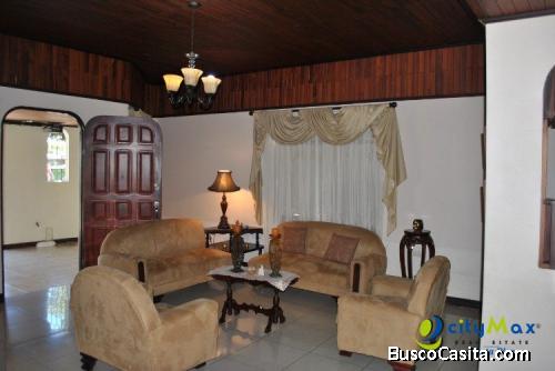 Se Vende Casa En Residencial Los Sauces, Tejar- Cartago