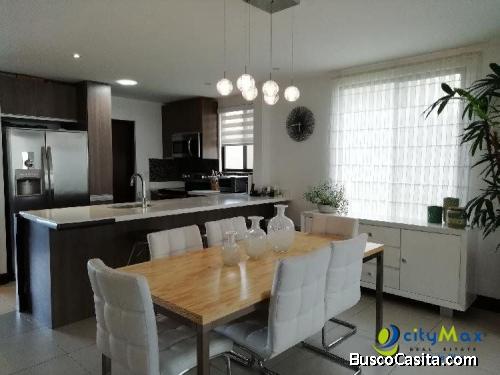 Se Vende Townhouse En Guachipelin De Escazú