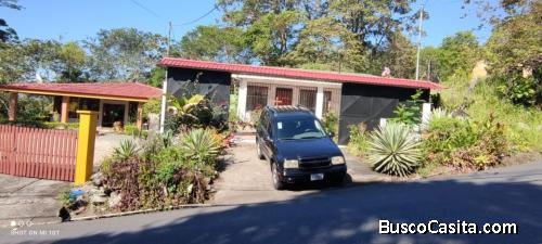 Se vende o alquila casa En Santa Rosa de Turrialba