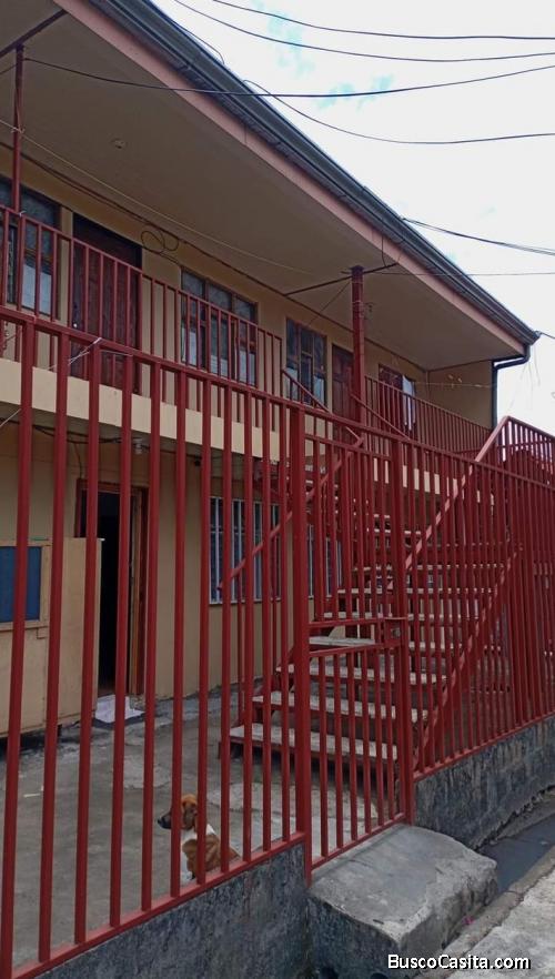 Vendo propiedad con apartamentos 