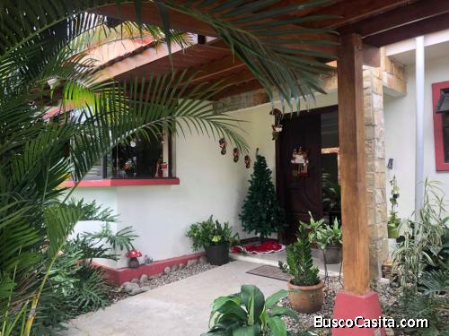 HERMOSA CASA EN LAGARITA DE ALAJUELA , LUGAR MUY SEGURO