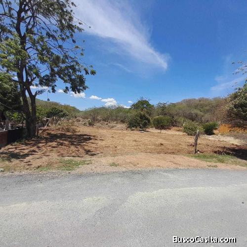 DE OPORTUNIDAD BELLO LOTE EN LA CRUZ, GUANACASTE.