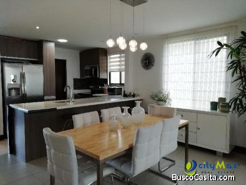 Se Vende Townhouse En Guachipelin De Escazú; Idi: 96819