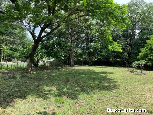 BELLA Y ÚTIL PROPIEDAD EN RÍO GRANDE DE ATENAS, ALAJUELA.