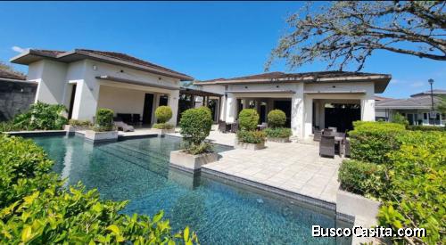 Venta Exclusiva Y Preciosa Casa En Santa Ana Lindora; Idi: 105629