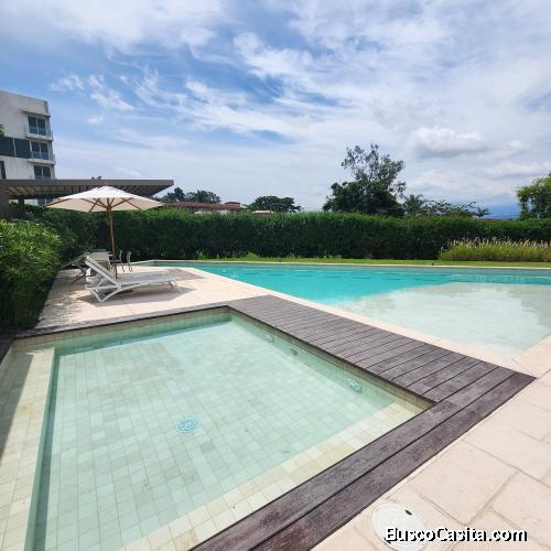 En Venta Moderno Apartamento En Guachipelín De Escazú; Idi: 128666