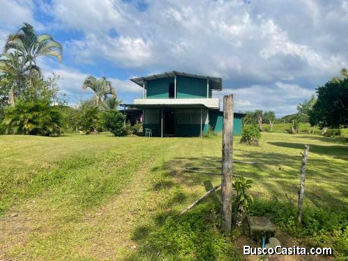 SE VENDE ÚTIL Y PRECIOSA FINCA EN LA VIRGEN DE SARAPIQUÍ.