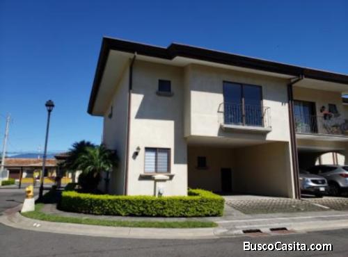 CITYMAX Casa en venta en Condominio en Belén de Heredia