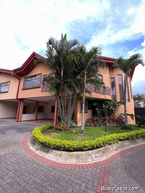  Casas en San Rafael | Se vende Condominio Aurora Real, Escazú I A 500MTS DE MULTIPLAZA ESCAZÚ