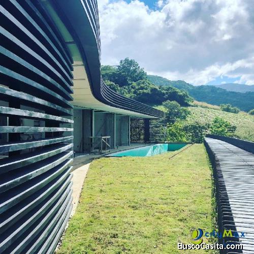 Casa En Venta En El Alto De Las Palomas Santa Ana Cr ; Idi: 90720