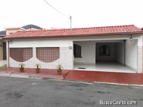 Hermosa Casa En Venta Fatima Desamparados San José C.r.; Idi: 130833