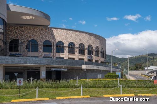 Amplio Local En Alquiler En Guadalupe De Cartago; Idi: 128689