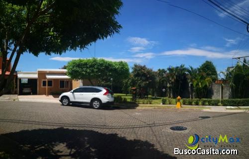 Casa En Venta Ayarco Sur Curridabat San José Costa Rica; Idi: 96083