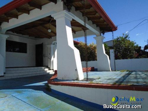 Venta Casa Amplio Jardín Alajuela Centro Calle Ancha; Idi: 89404