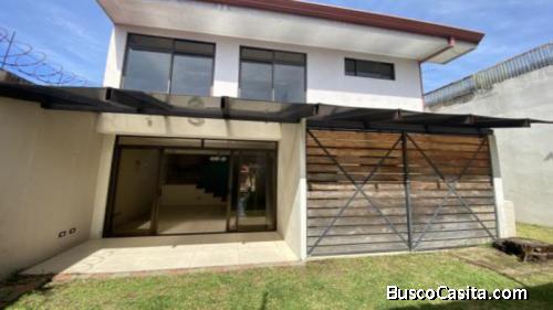 En venta hermosa casa en Alajuela centro 