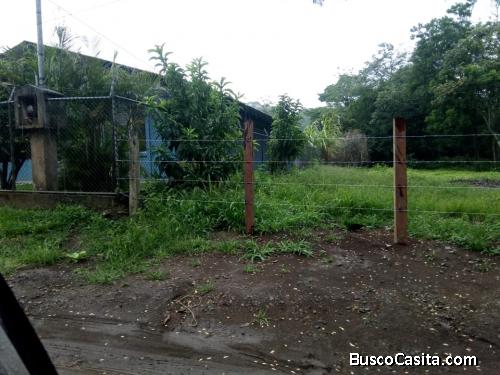 Lote Plano , serivicios publicos disponibles , calle al frente, Ambiente tranquilo 0% delicuencia