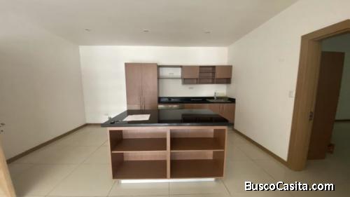 Apartamento En Venta En Condominio Piedades  Santa Ana; Idi: 133606